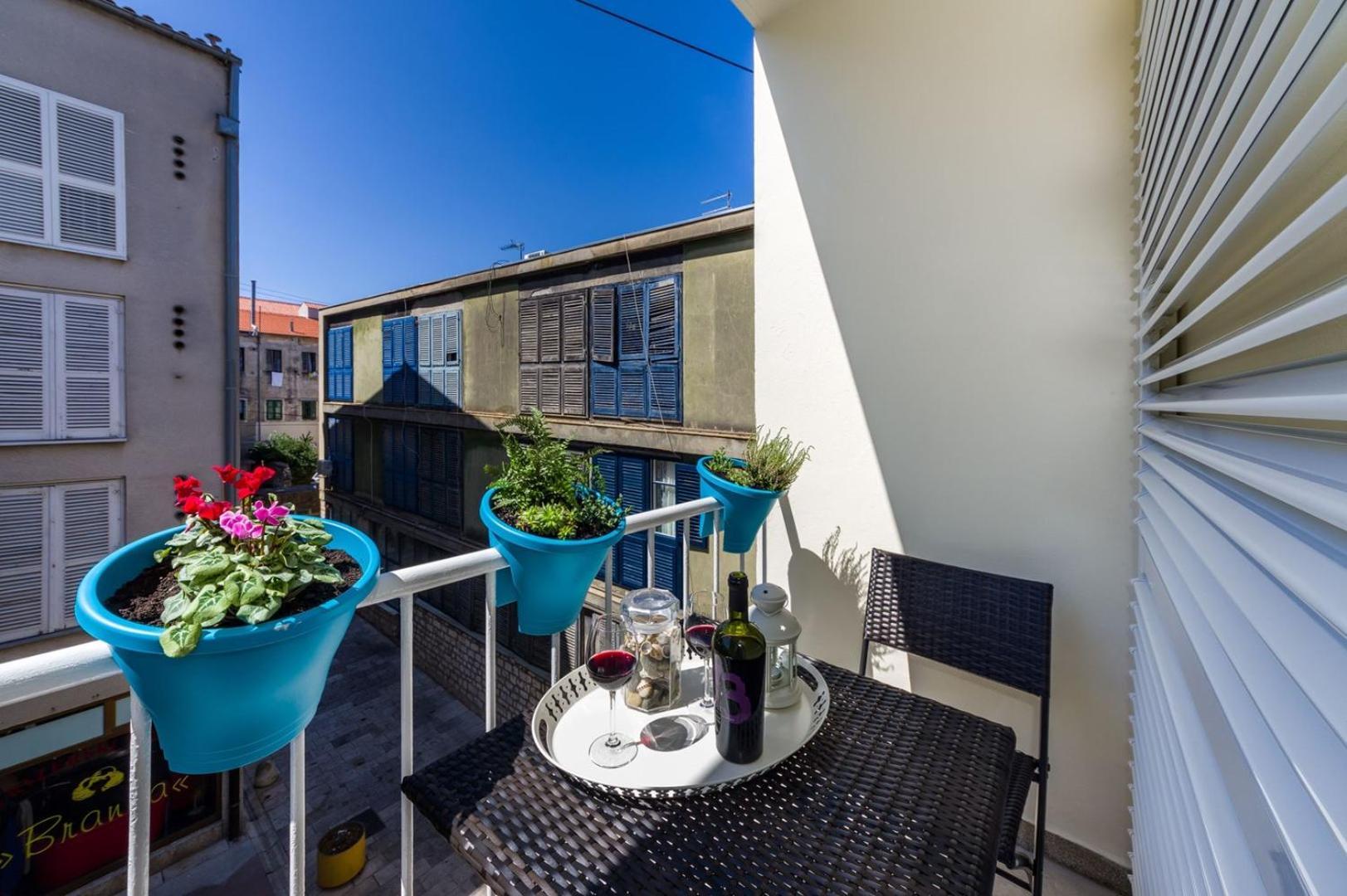 Ema 2Br Apt. In Old Town Centre ซาดาร์ ภายนอก รูปภาพ