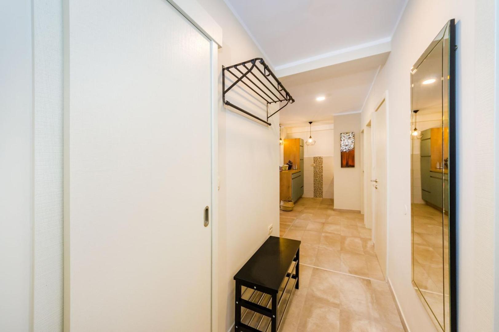 Ema 2Br Apt. In Old Town Centre ซาดาร์ ภายนอก รูปภาพ