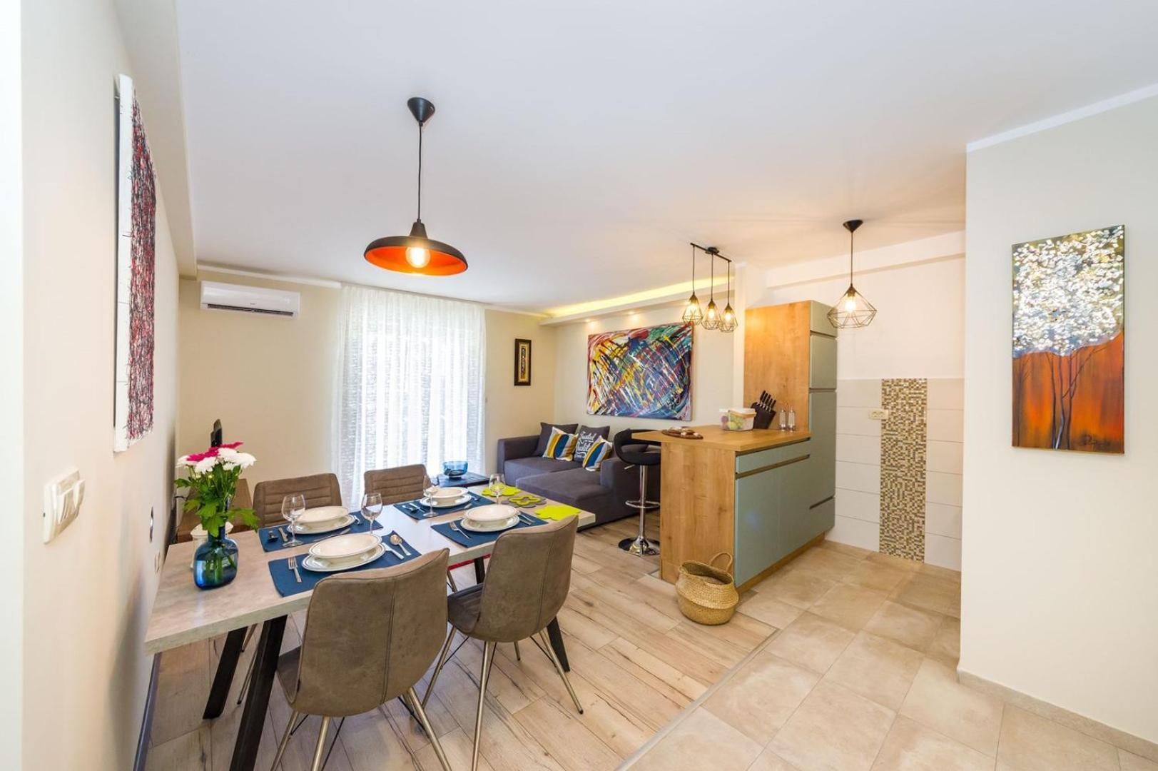 Ema 2Br Apt. In Old Town Centre ซาดาร์ ภายนอก รูปภาพ