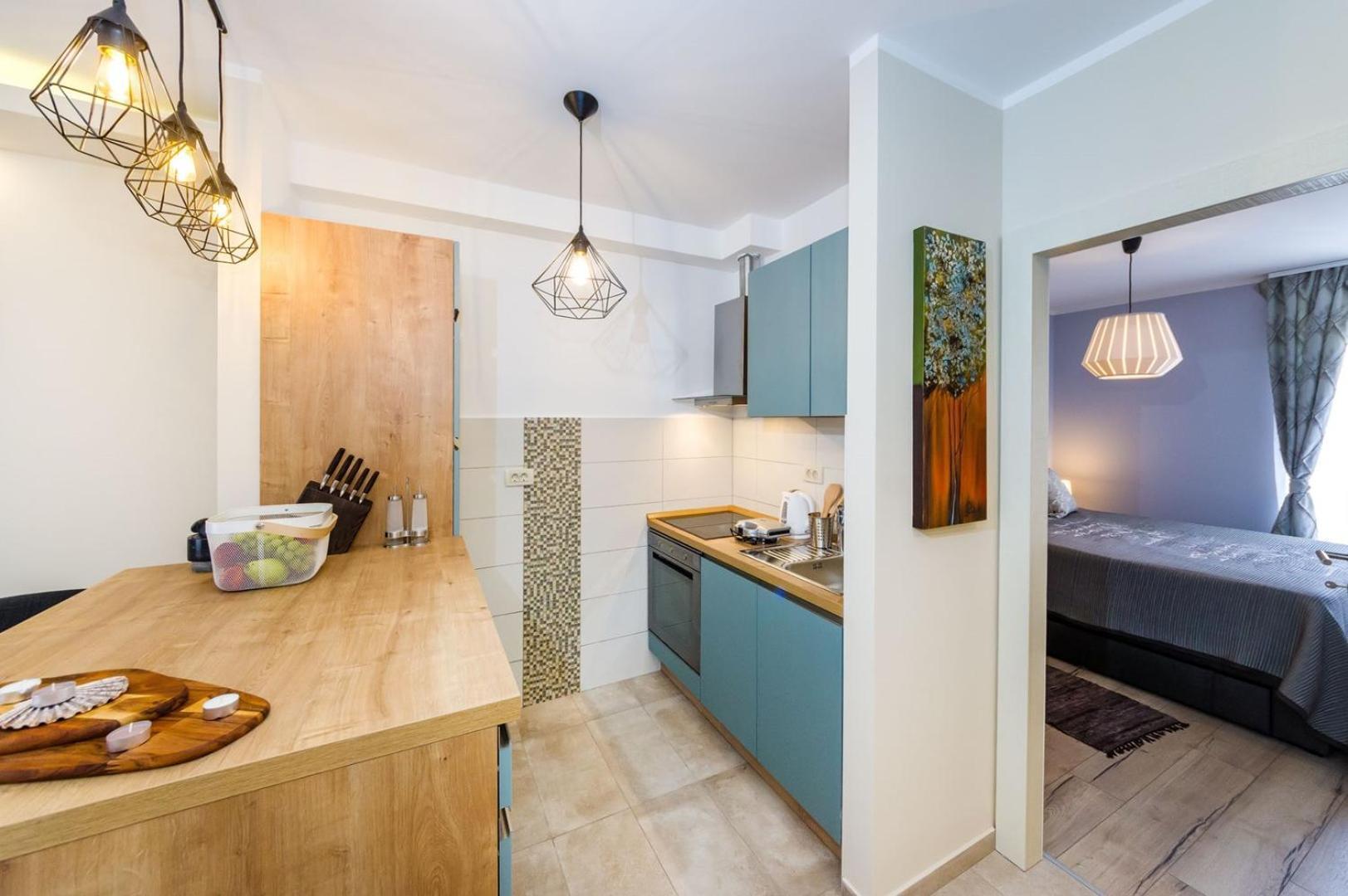 Ema 2Br Apt. In Old Town Centre ซาดาร์ ภายนอก รูปภาพ