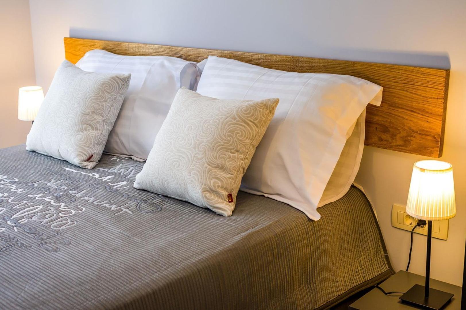 Ema 2Br Apt. In Old Town Centre ซาดาร์ ภายนอก รูปภาพ
